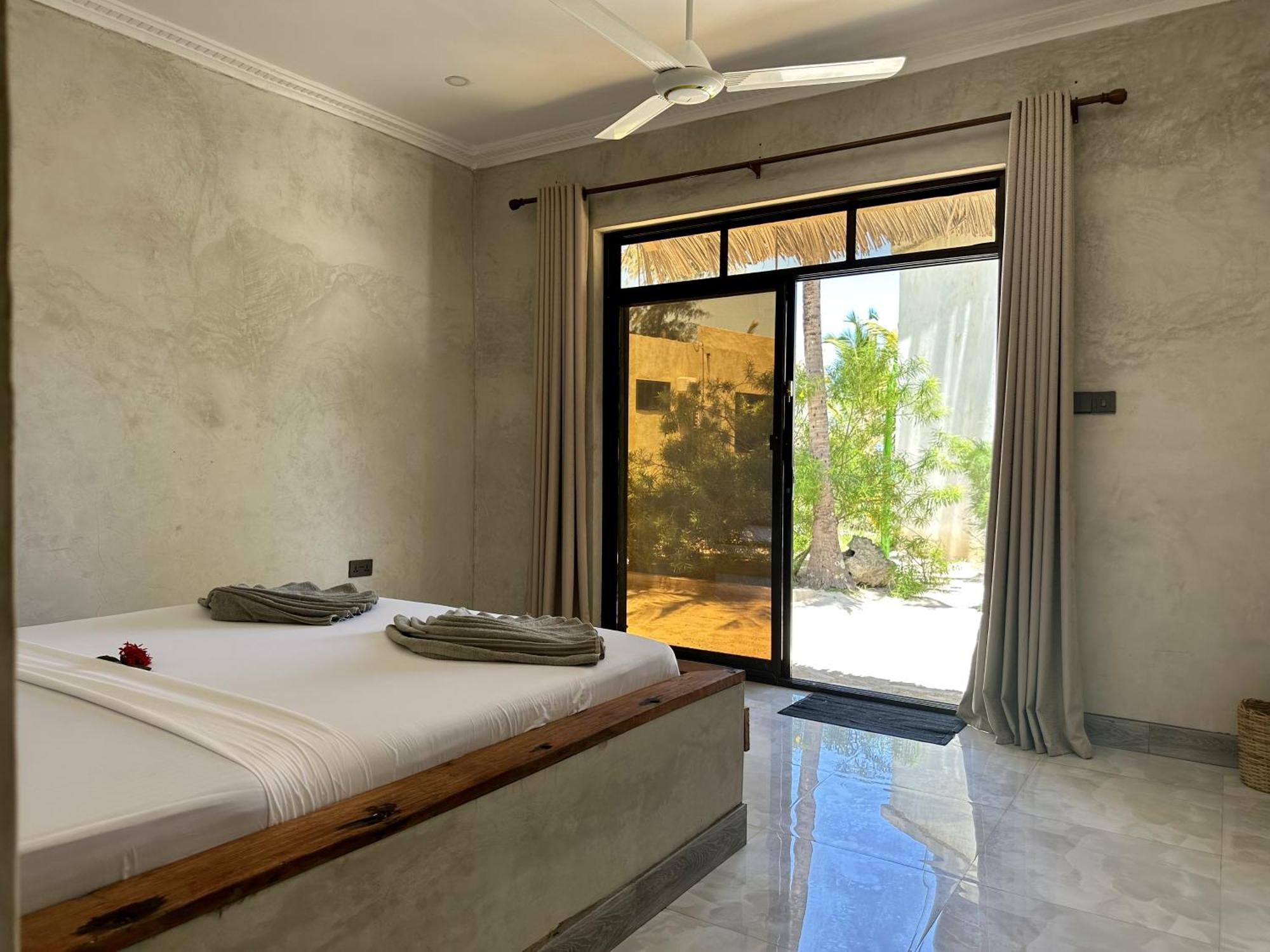 Jambo Beach Hotel Paje Exterior photo